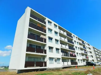 福岡県中間市大字垣生【マンション】の外観