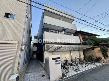 クローバーハイツ鷹合【302号室】の外観