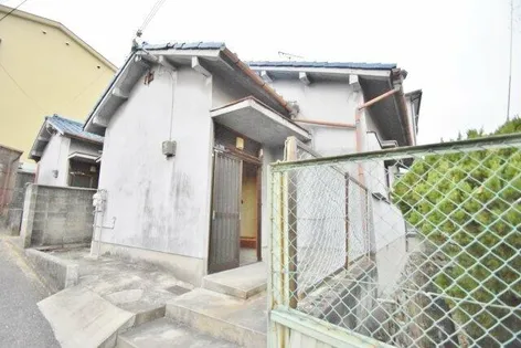 大阪府羽曳野市野々上4丁目【一戸建】の外観