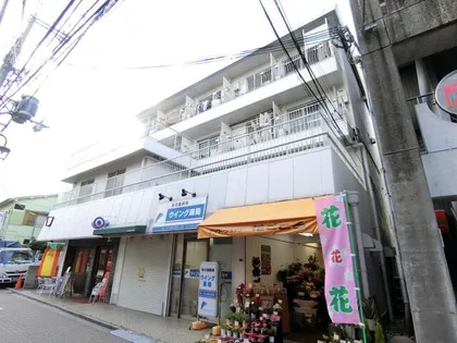 ホワイトハイツ春日の画像