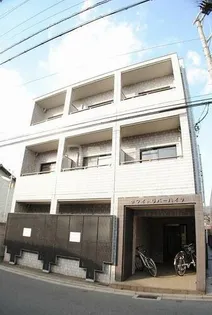 ホワイトリバーハイツの画像