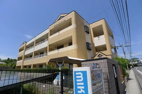 福岡県北九州市若松区片山1丁目【アパート】の外観