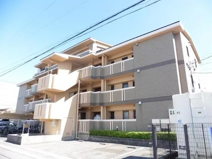 Y'S COURT 一ツ木の画像