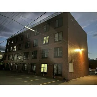 澄川エレガンスハイツ【3階】の外観