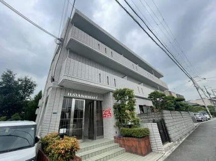 大阪府四條畷市岡山東2丁目【マンション】の外観