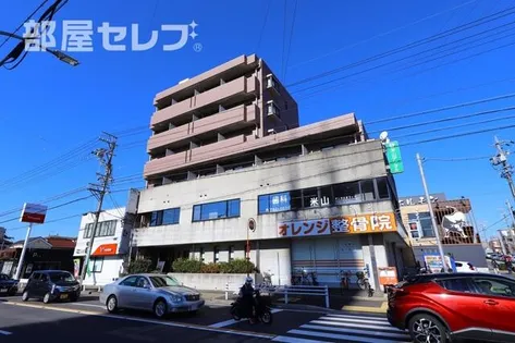 ガーデンビル城下の画像