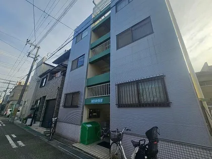 ホワイトヴィラの画像