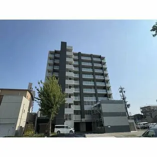 ファミリアーレ熱田神宮公園の画像
