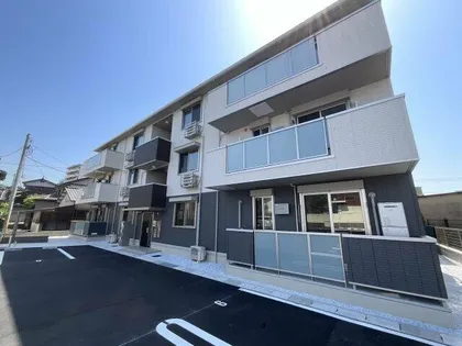 セレーノ ヴィラ城野の画像