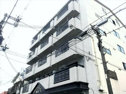 グローリーハイツ東成【1階】の外観