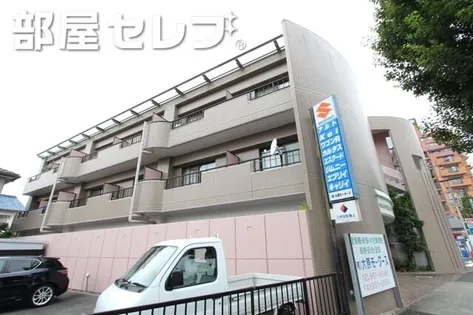 ファミーユ檀【204号室】の外観