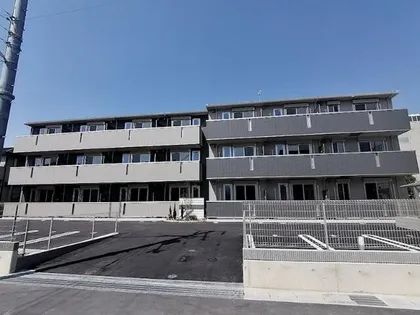 京都府宇治市小倉町春日森【アパート】の外観