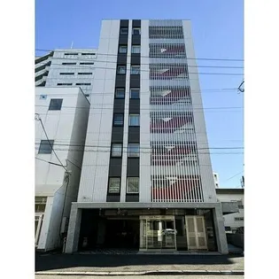 ラトゥール18の画像