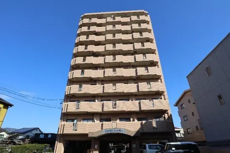 e-ホーム元町【402号室】の外観