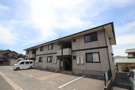 リベェール山崎の画像