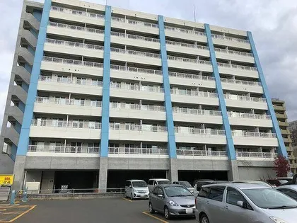 レガーロ美術館通の画像