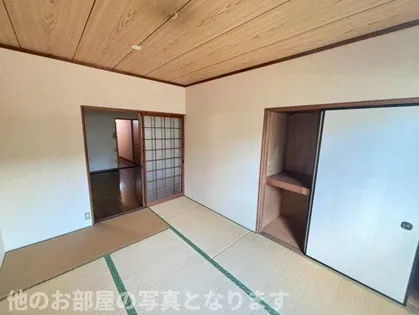 パブリックハイツ高蔵寺【102号室】の間取り