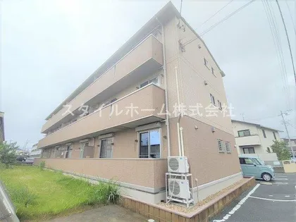 プール・トゥジュール【1階】の外観