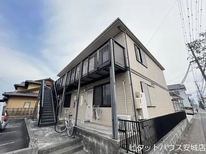 ビブレ戸ヶ崎【2階】の外観