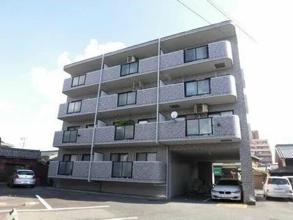 ファミールNANAの画像