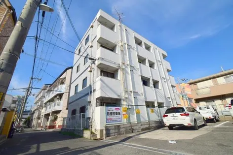 住地八坂マンションの画像