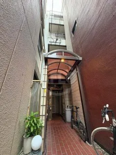 横山ビル【2階】の外観