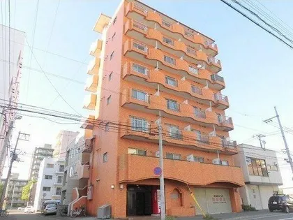 フラット北26条【5階】の外観