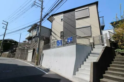 ラメール霞ヶ丘【2階】の外観