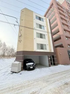 グランマーチ中島公園【5階】の外観