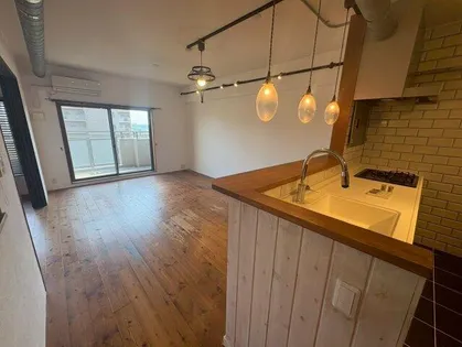 野村三好ケ丘ヒルズ壱番館【1103号室】の居間