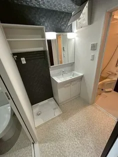 エヌエムキャトフヴァントゥレーズサウス【3B号室】の内装