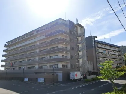 ニューガイア四季彩の丘B棟【6階】の外観