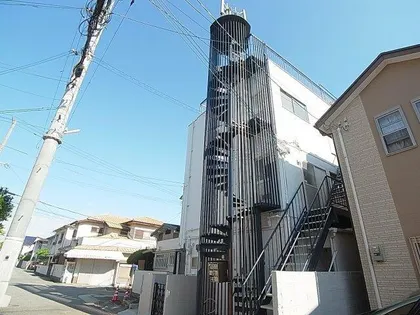 AQUA鈴蘭台【1階】の外観