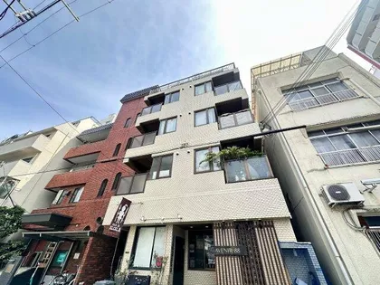 アベニール88【6階】の外観