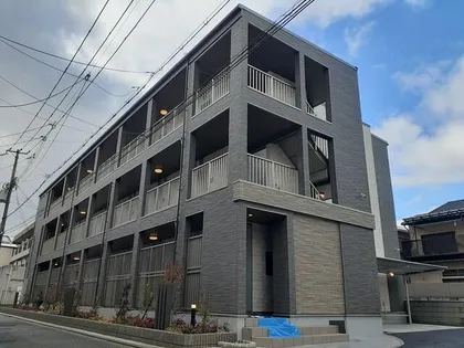 ヴァロ伏見稲荷【2階】の外観