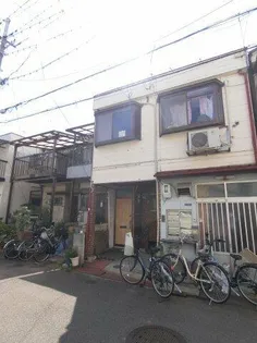 大阪府寝屋川市点野4丁目【テラスハウス】の外観