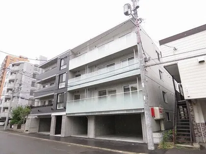 シマン美園の画像