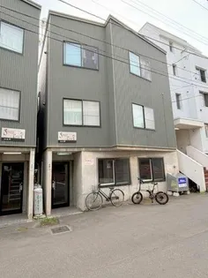 シングルコート南7条B棟【3階】の外観