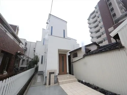 愛知県名古屋市千種区千種2丁目【アパート】の外観