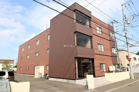 リラハイツKS【3階】の外観