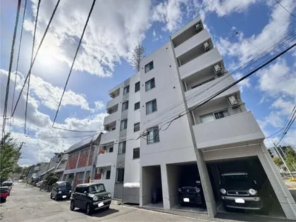 ガーデン南平岸【1階】の外観