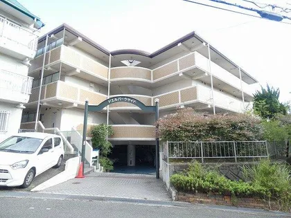 大阪府豊中市東寺内町【マンション】の外観