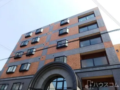 大阪府大阪市東淀川区小松2丁目【マンション】の外観