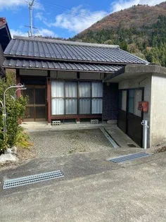 滋賀県東近江市甲津畑町【一戸建】の外観