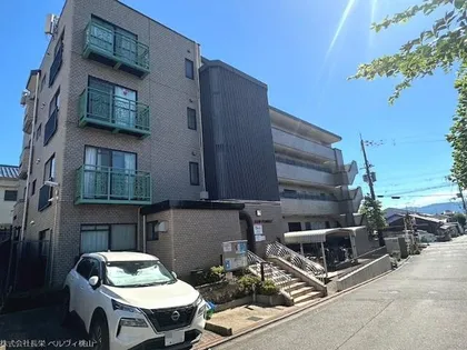 サン・フォーレスト【1階】の外観