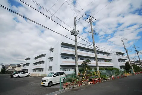 フォレ招提の画像