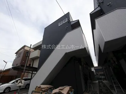 RoRoつゆはし【1階】の外観