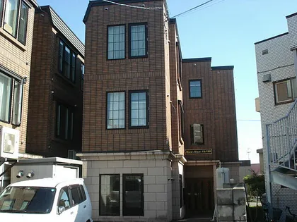 リッチタウン栄通六番館【2階】の外観