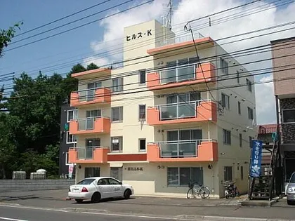 ヒルズK【1階】の外観