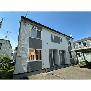 ラピスII【2階】の外観